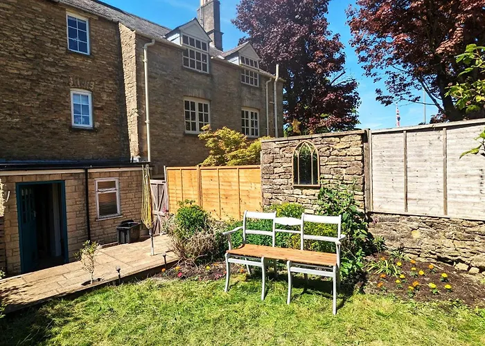 17Th Century Borough Cottage 3 Bedroom Chipping Norton