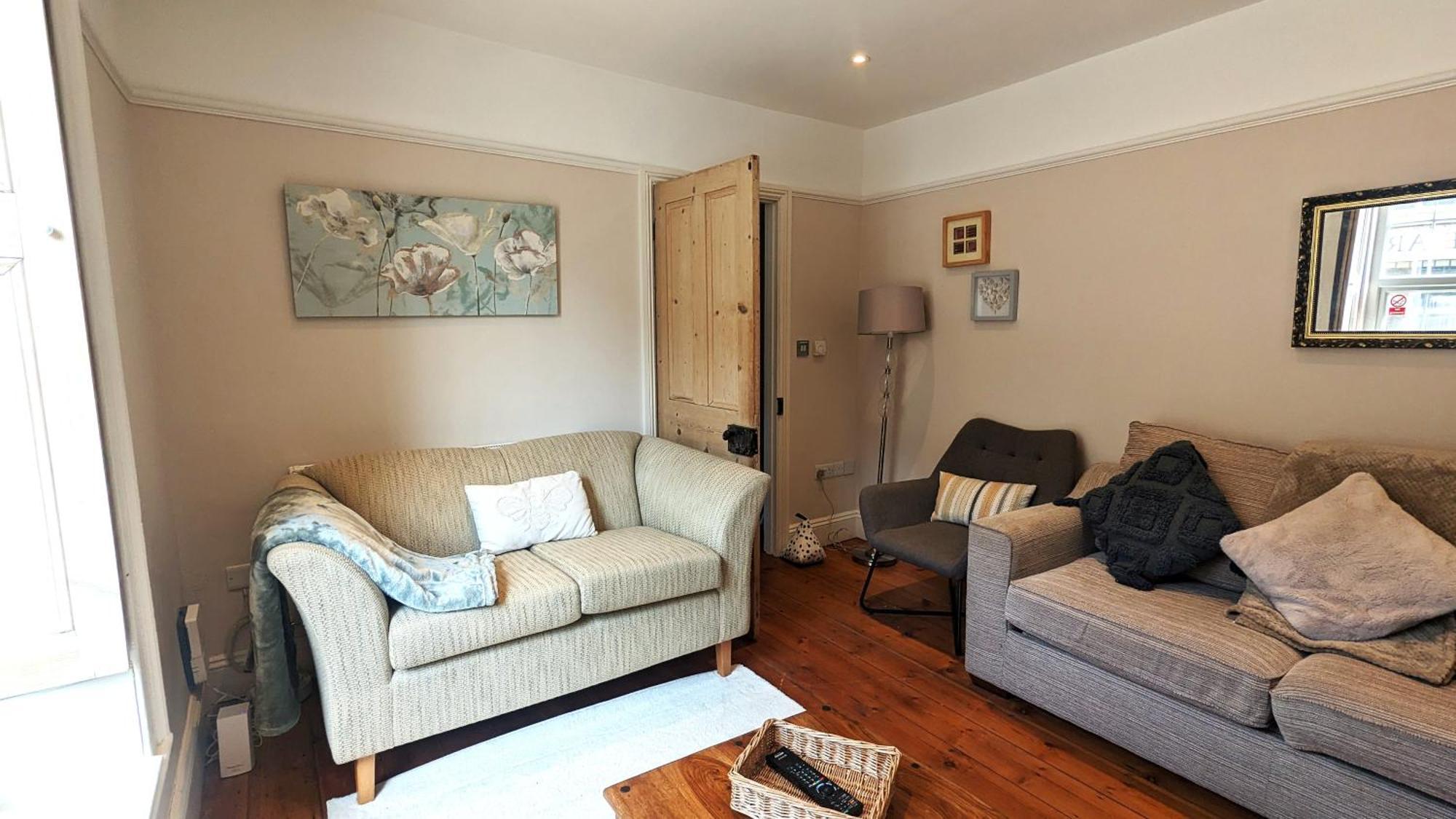 17th Century Borough 3 Bedroom *