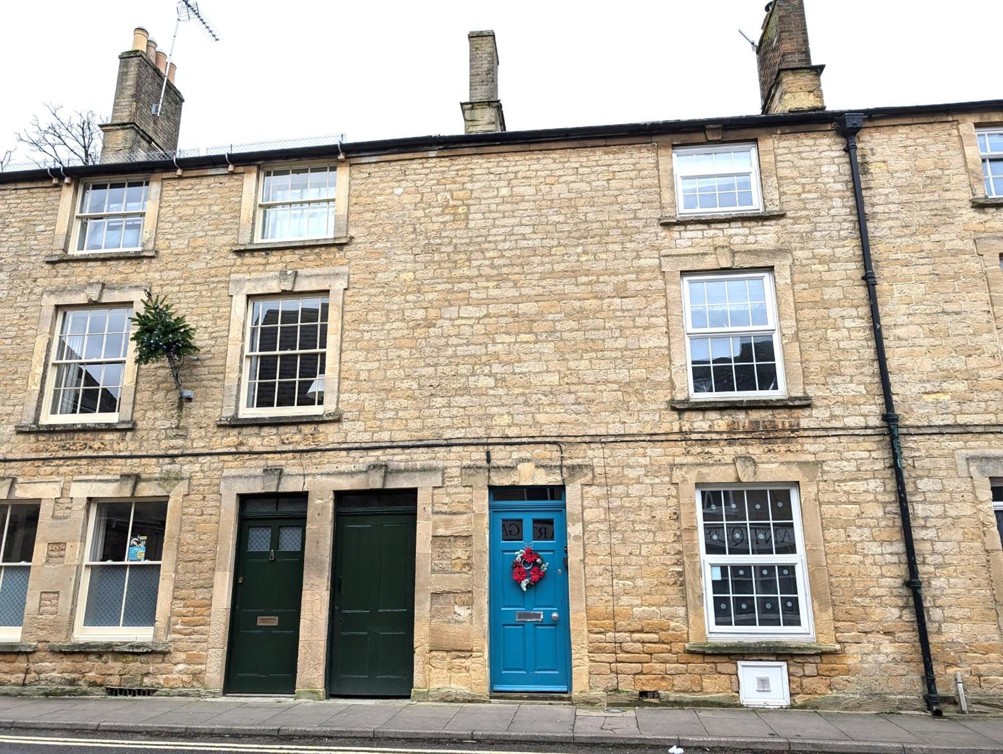 17th Century Borough 3 Bedroom